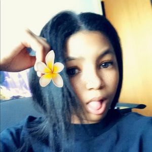 Meet your Posher, Jaylene